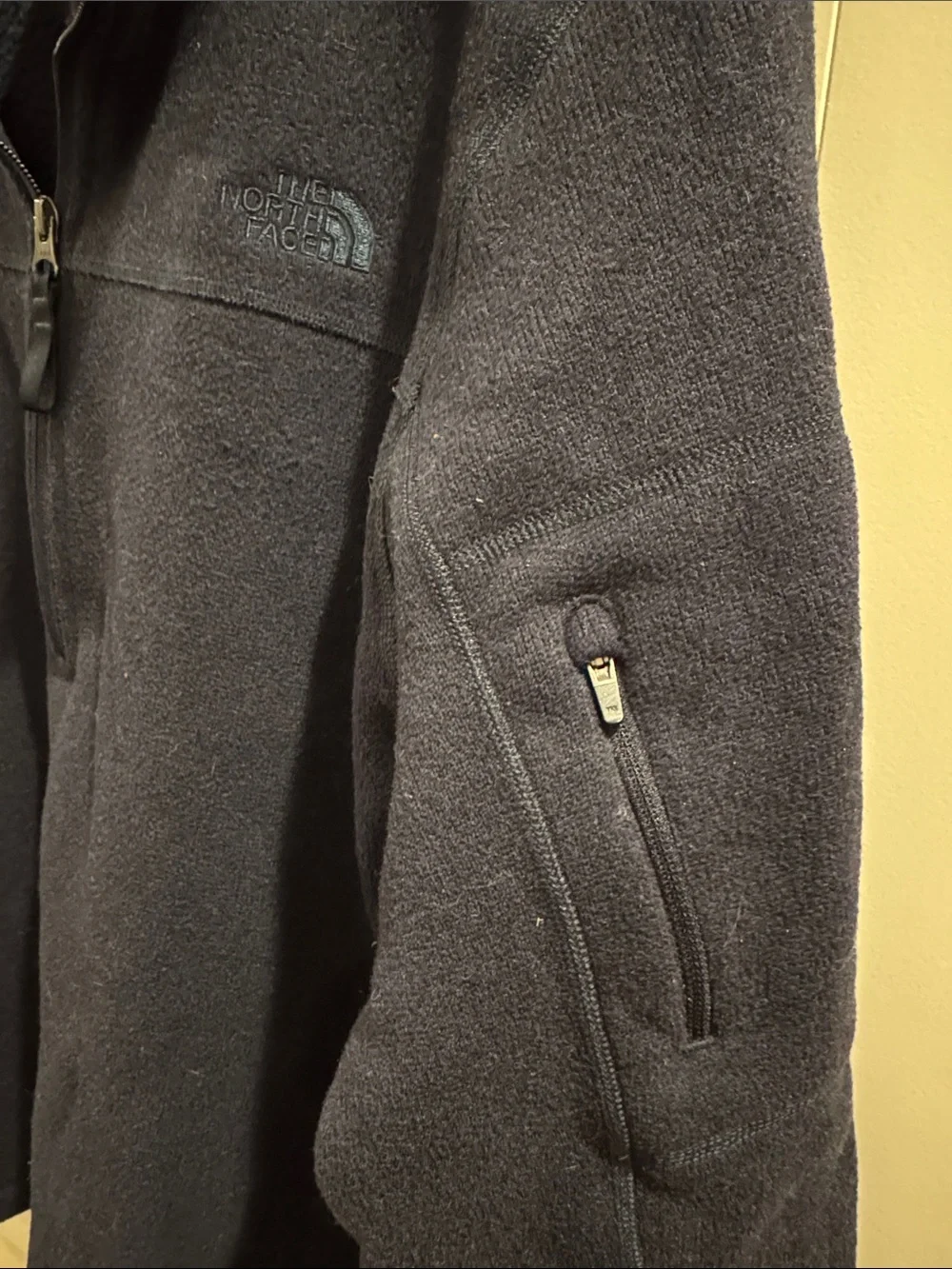 The North Face Men's Dark Navy Half-Zip Fleece Pullover